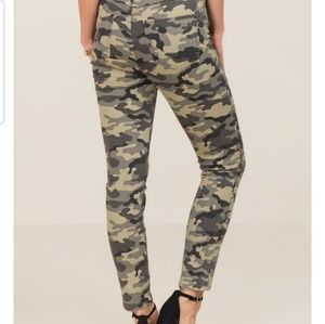 Harper Jeans - Francescas Harper Camo skinny pants jeans Harper Jeans - Francescas Harper Camo skinny pants jeans